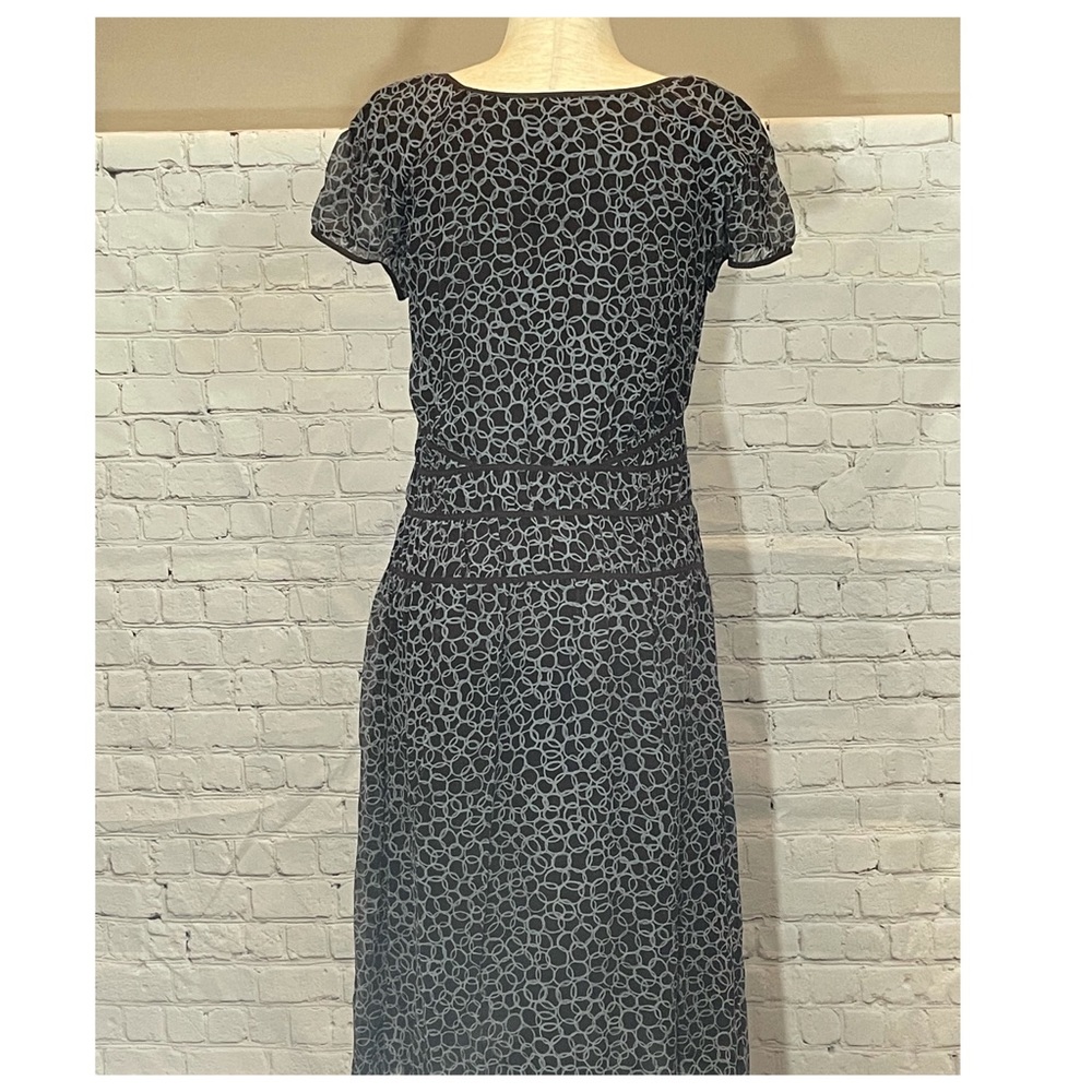 Pattern dress - Picture 2 of 4